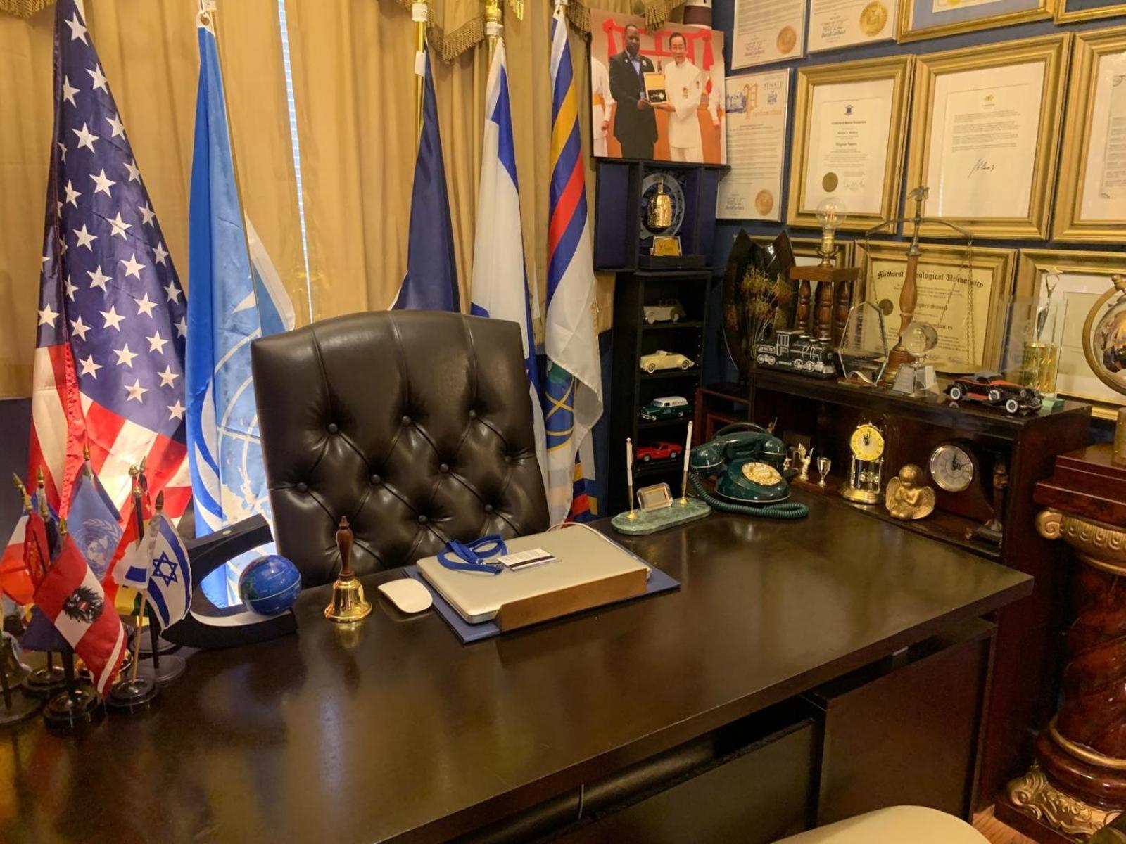 Ambassador Luxury Room جيمستاون المظهر الخارجي الصورة