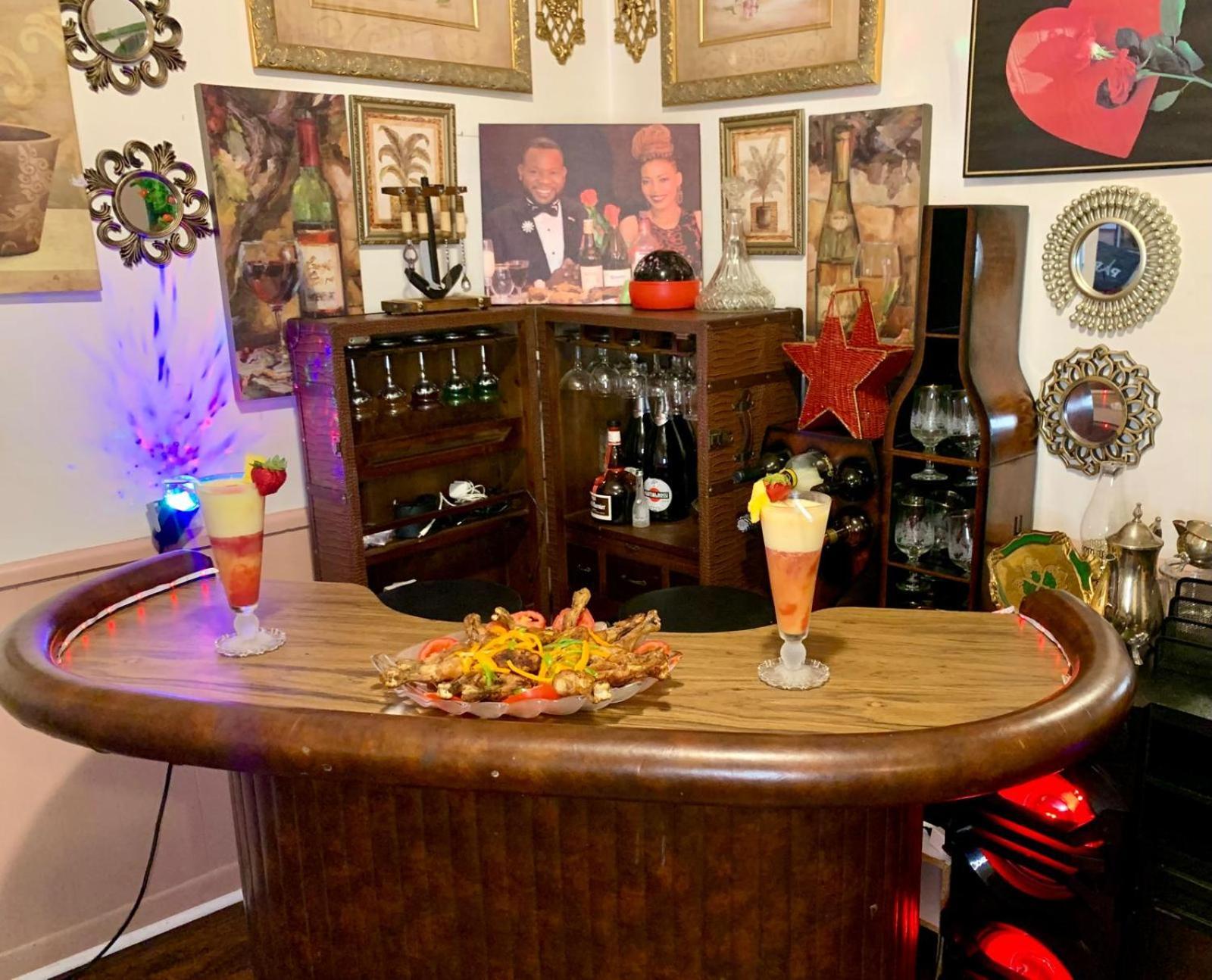 Ambassador Luxury Room جيمستاون المظهر الخارجي الصورة